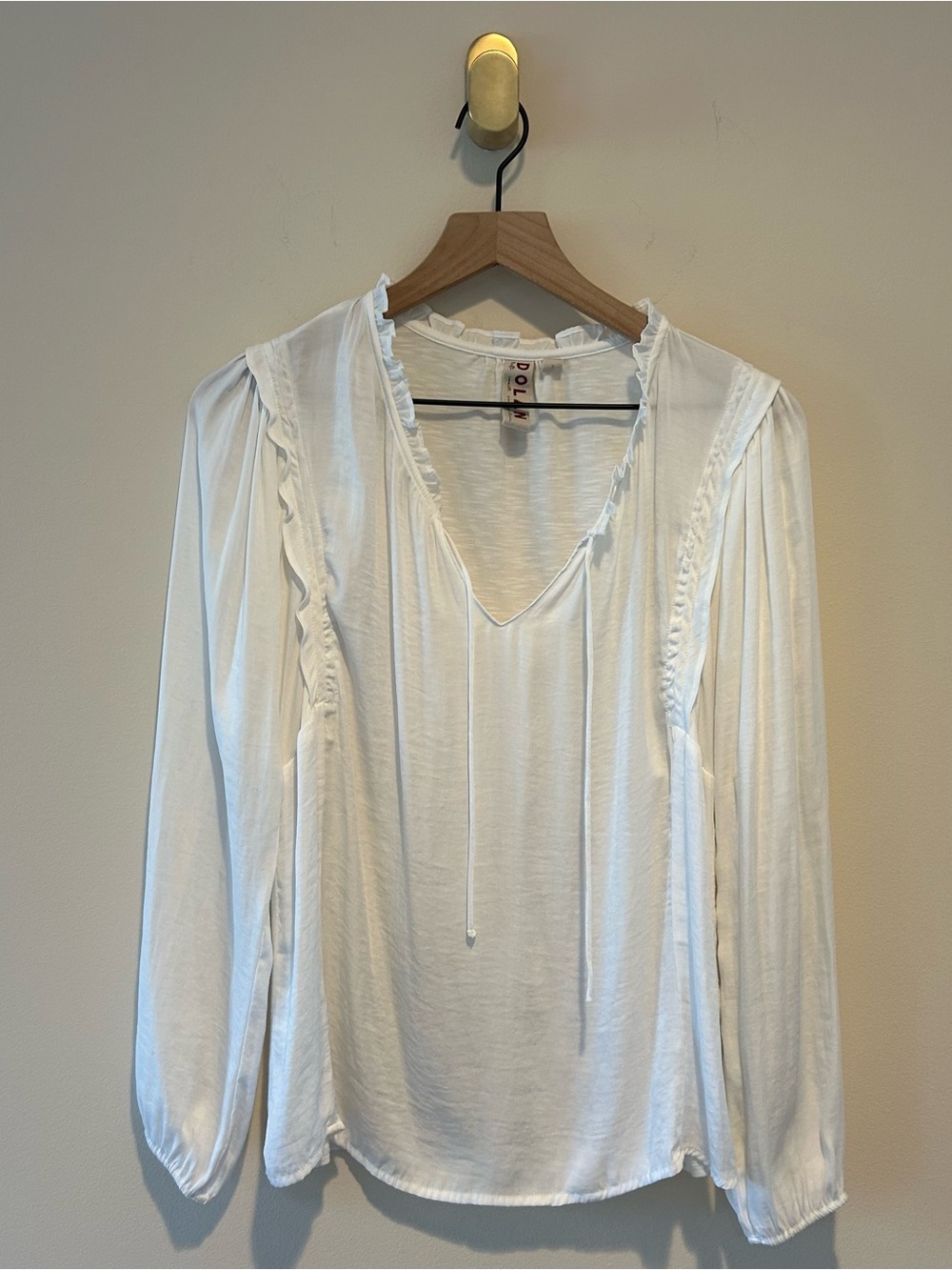Anthropologie Dolan White Long-Sleeve Ruffle V-Neck Tie Blouse